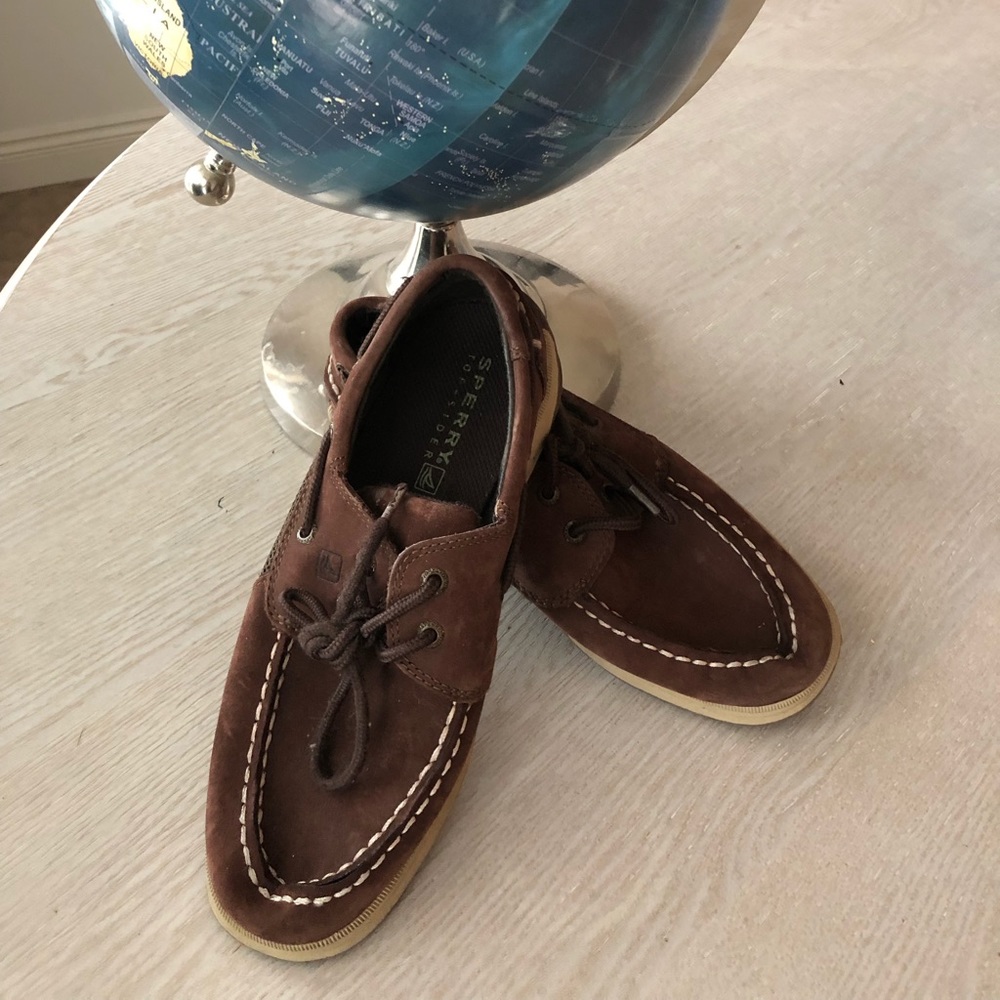 Boys  Sperry top siders